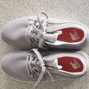 SOREL Womens Out And About Grey Fashion Sneaker Size 9 Medium